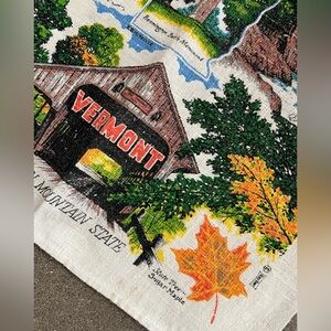 Vintage linen hand towel, Vermont tea towel, retro linen, tea towel